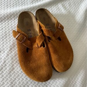 Birkenstock Boston Clog / Mink Suede
